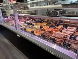 481-biocoop-crolles-magasin-alimentation-bio-boucherie-viande-barbecue-saucisse.webp